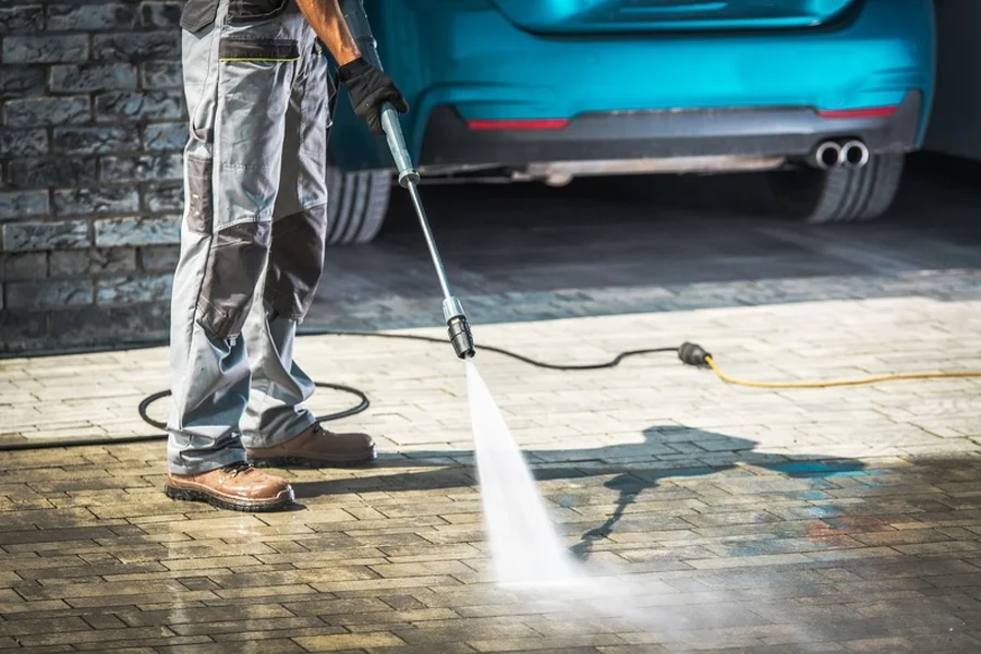 The Benefits Of Pressure Washing For Driveways And Walkways Kansas City KS